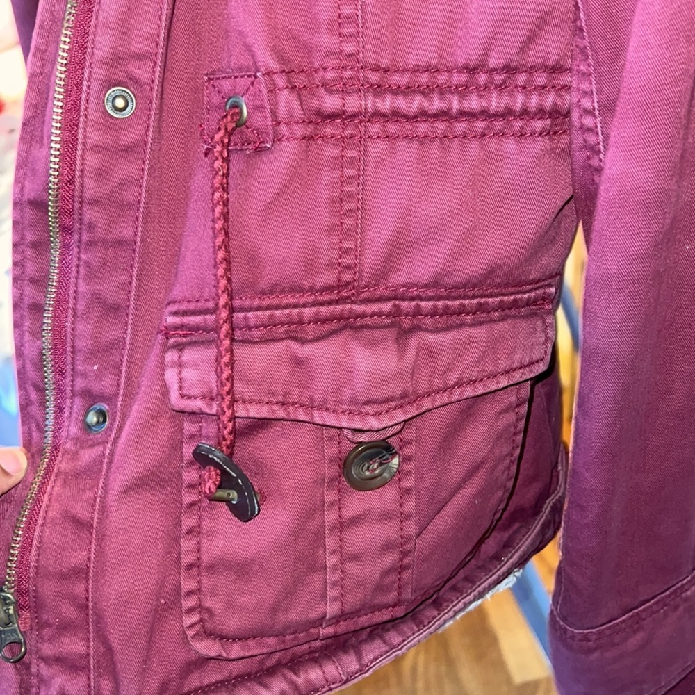 Jacket - Picture 3 of 4